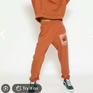Boys Lie Turn The Tables Sweatpants XS "Play Devil's Advocate" Rust Burnt Orange